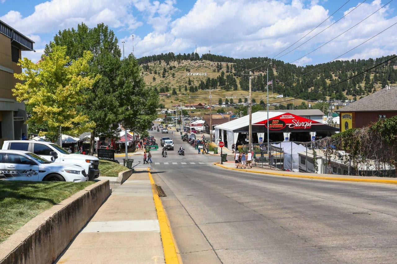 Centrally Located Sturgis Apt On Main St With Garage Экстерьер фото